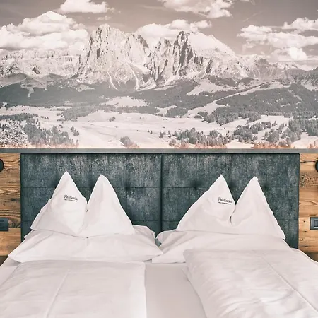 Otel Kristiania Small Dolomites 3*
