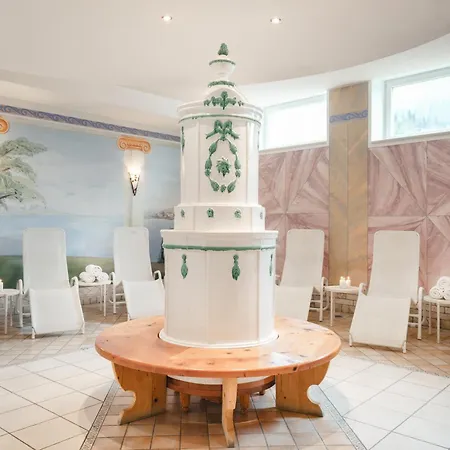 Otel Kristiania Small Dolomites